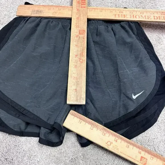 Nike Dri-Fit Shorts Gray Elastic Waist Women’s Size Small - Picture 4 of 11